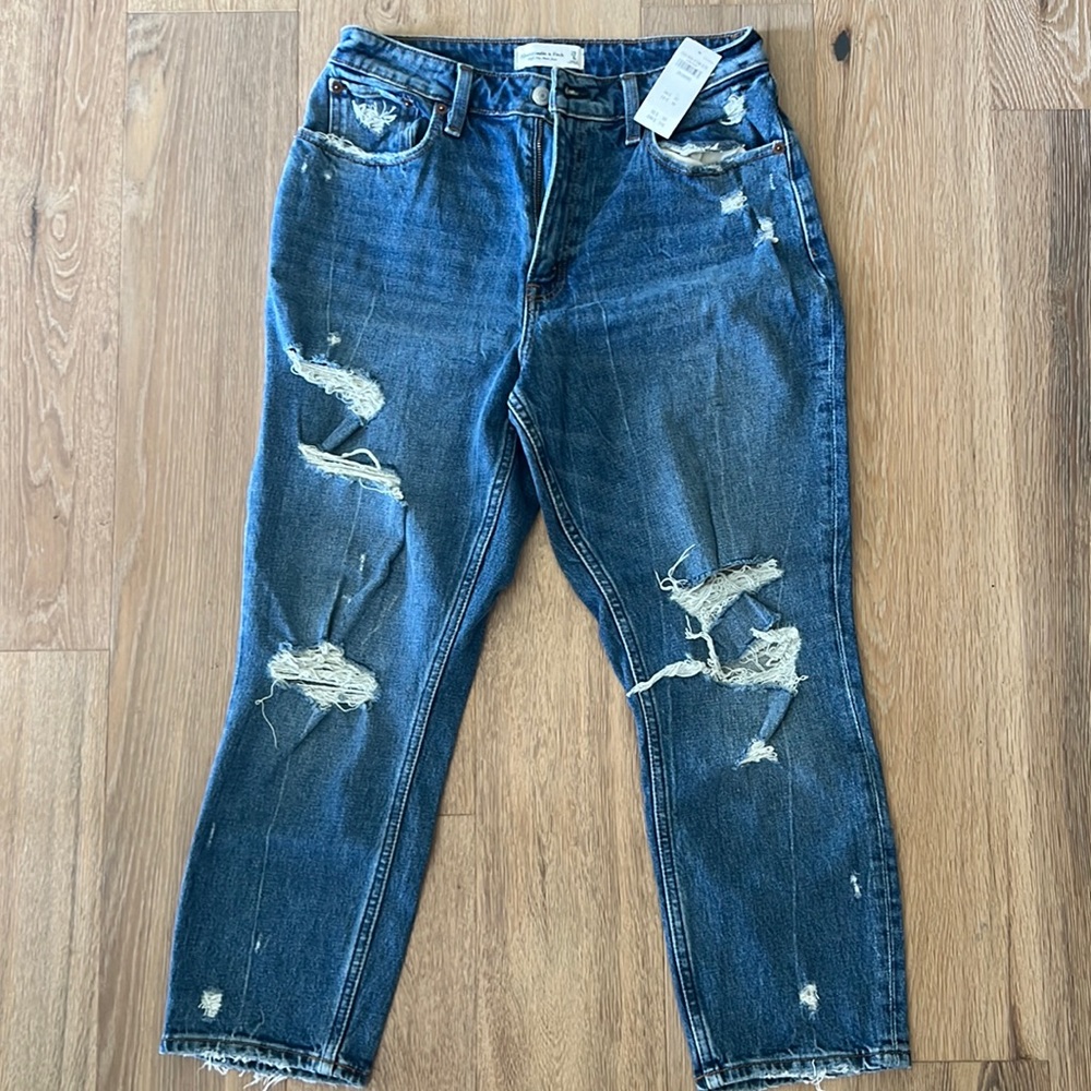 NEW Abercrombie & Fitch High Rise Mom Jean 29/8S